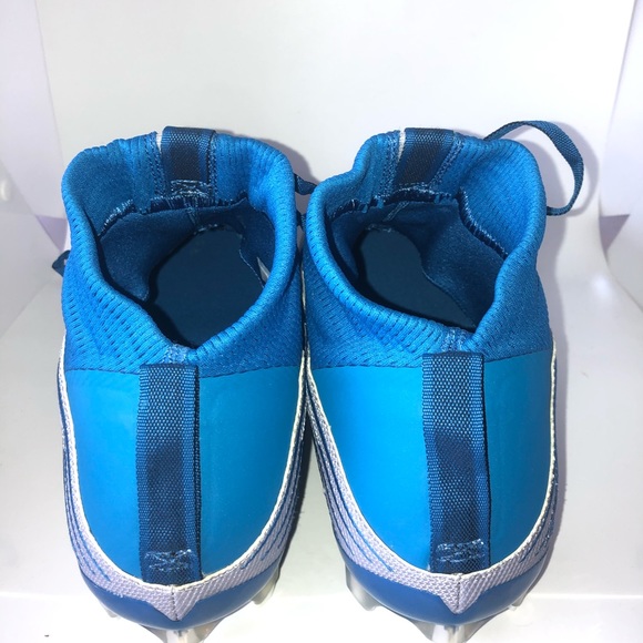 Nike Football Cleats - Picture 3 of 5